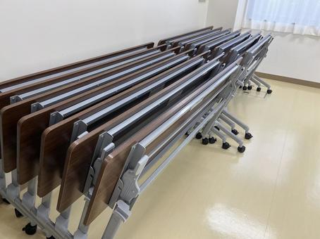 折りたたみテーブル